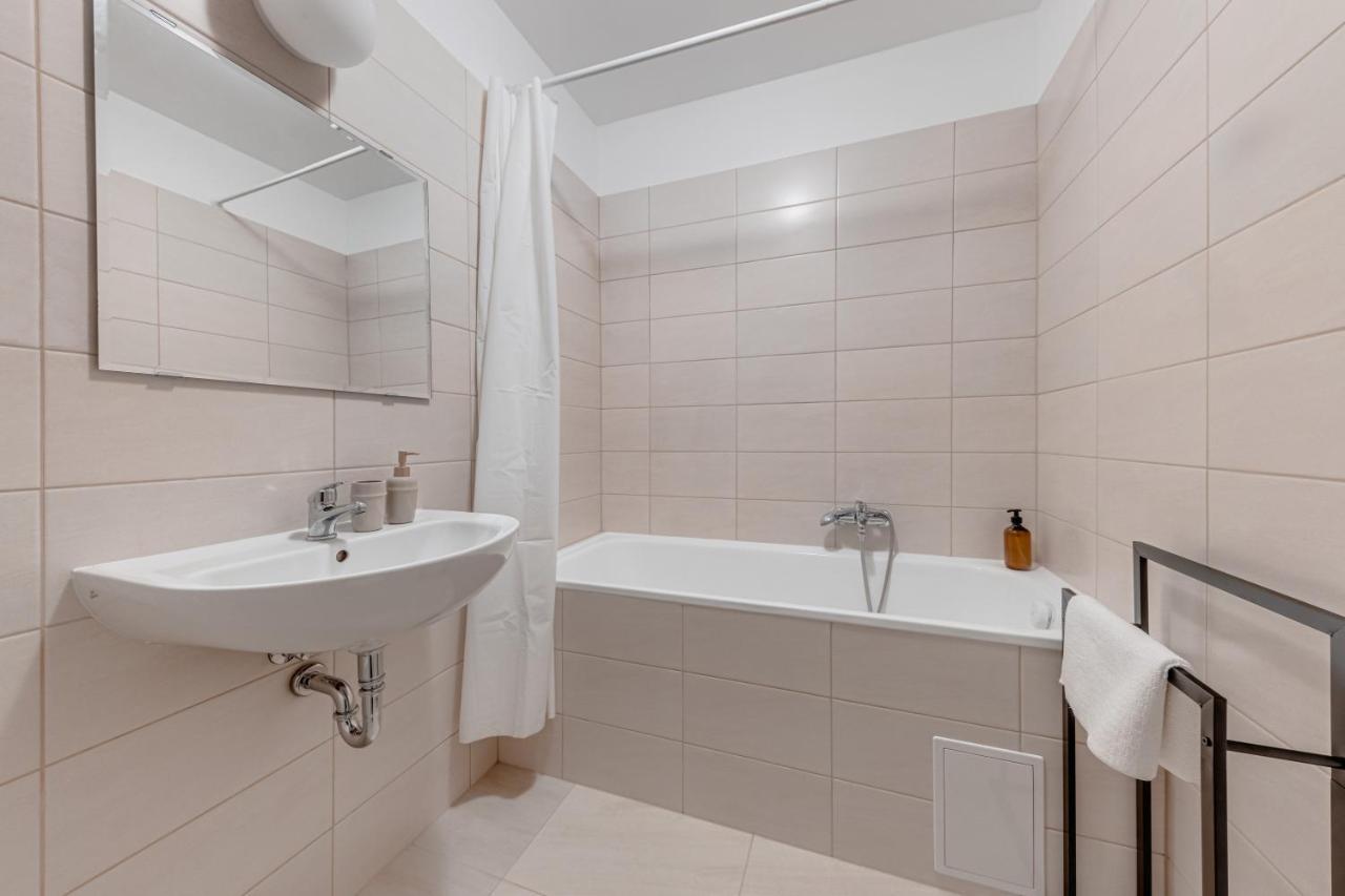 Vita Nejedleho Apartments 프라하 외부 사진