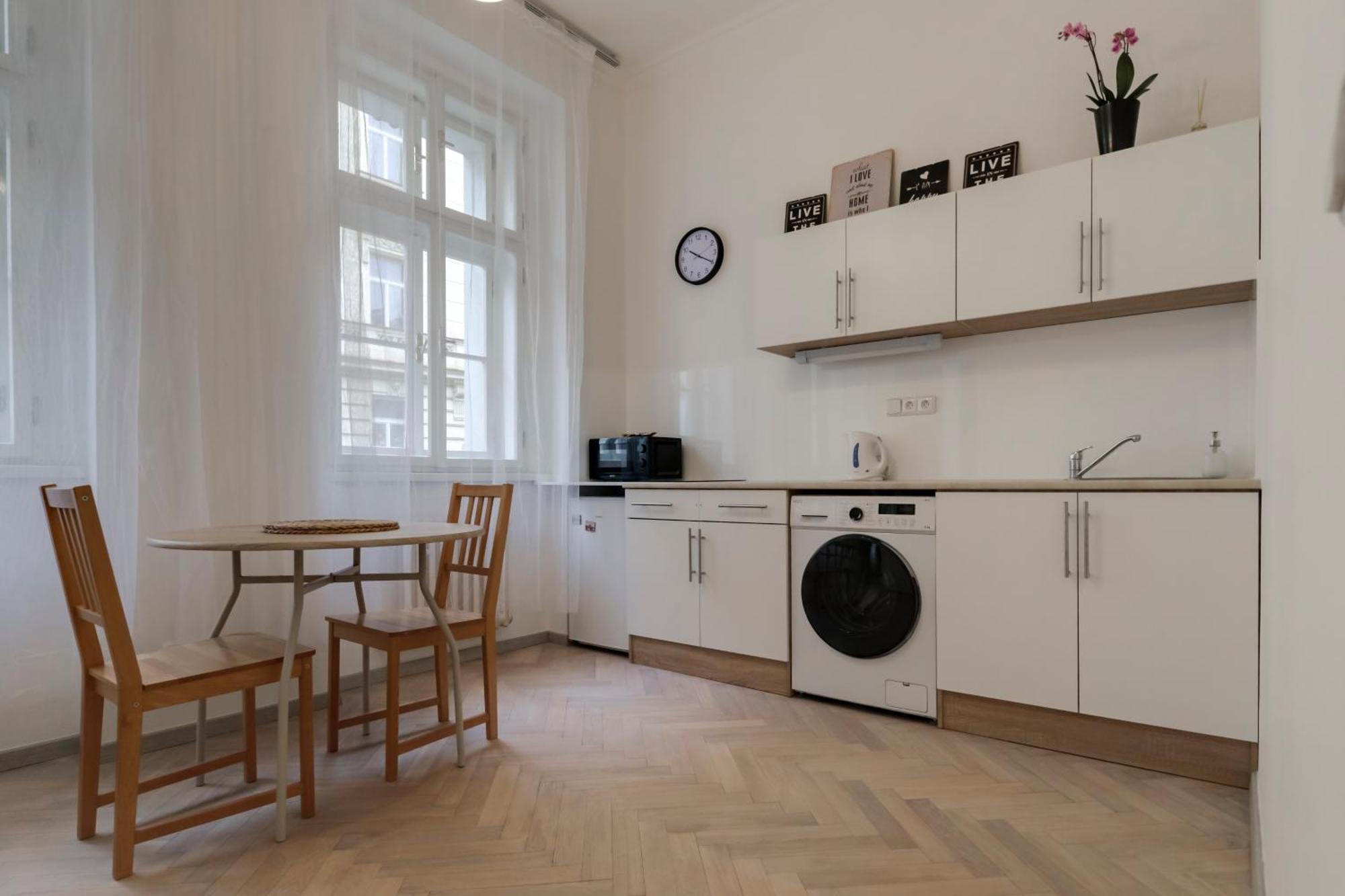 Vita Nejedleho Apartments 프라하 외부 사진